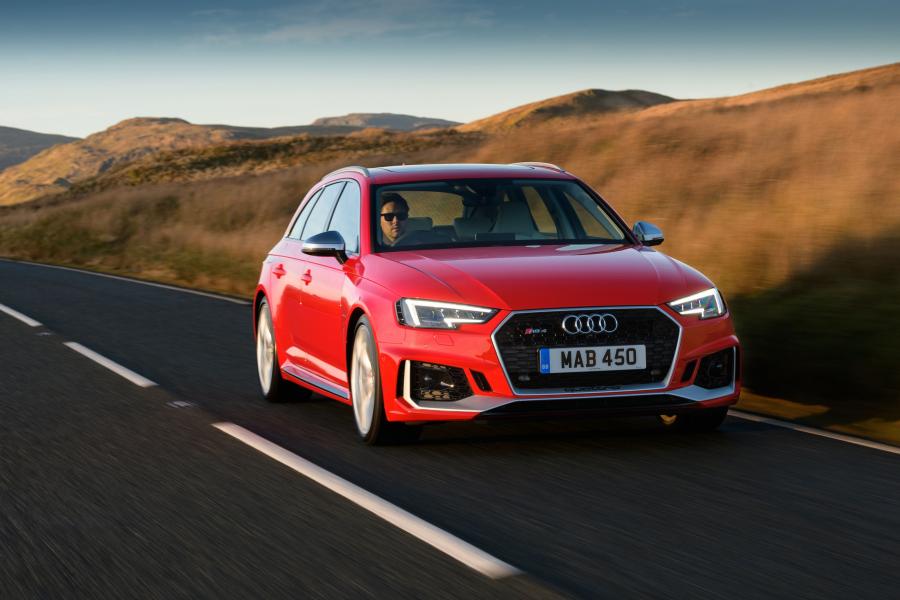  Audi RS4 Avant (B9) 2018 года  (UK) (фото 2 из 40)